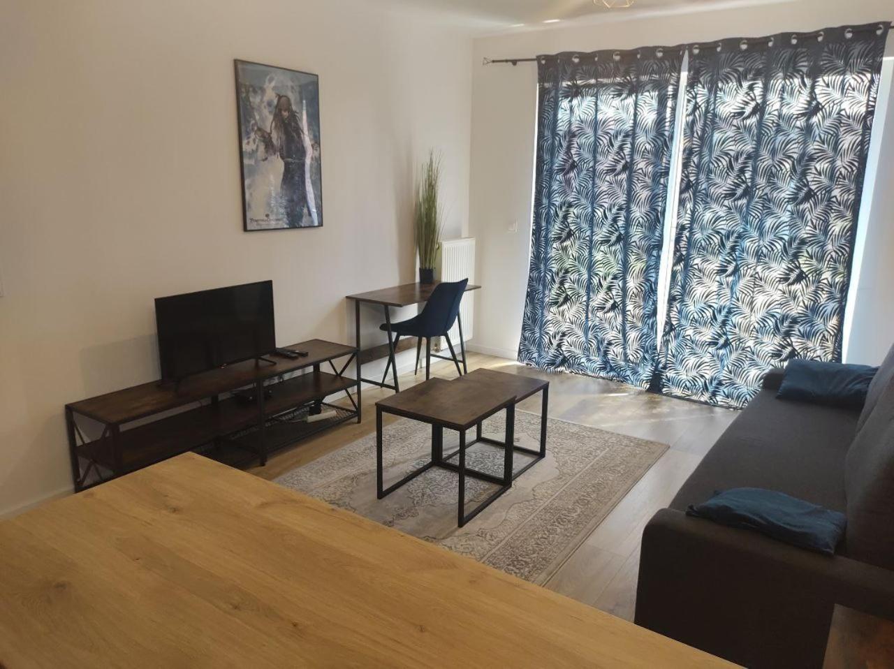 Apartment Totu Today-stara Cegielnia Apartamenty, Faktura Vat, Self Check-in Poznan
